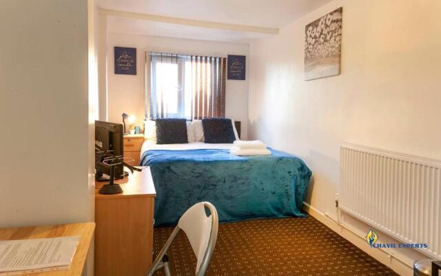 Gabriella Aprt, 3 Bedroom, Parking, City Centre