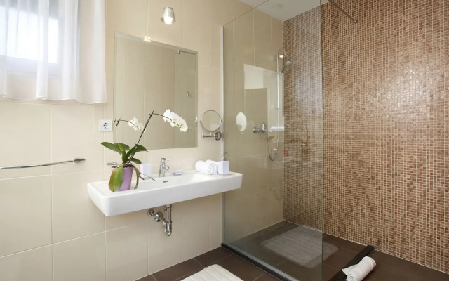 Boban Luxury Suites