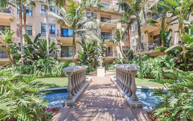 LAs Premier Apartments