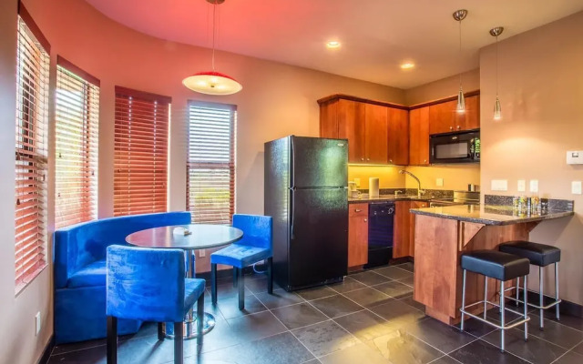 Bella Turquoise By Signature Vacation Rentals