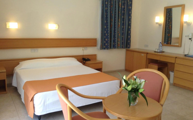 Kissos Hotel