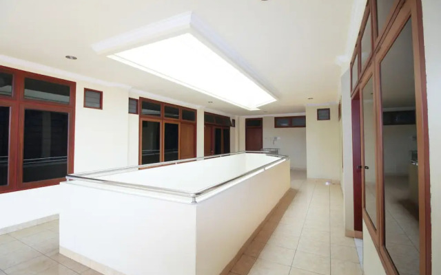 Airy Syariah Kejuron Mangga 4 Madiun