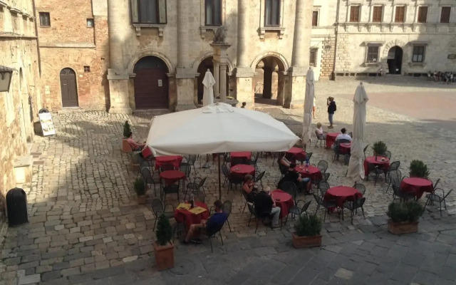 Lovely Apartment Piazza Grande