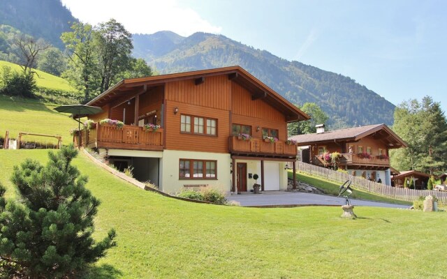 Luxury Chalet with Sauna in Salzburg