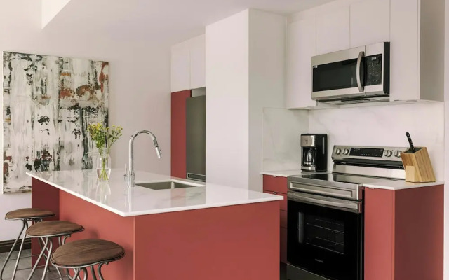 Sonder by Marriott Bonvoy Lambert Apartments Old Montreal
