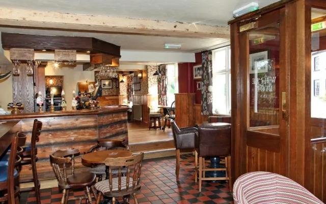The White Lion Inn