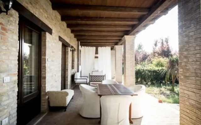 Charming Apartment in Ascoli Piceno Near Village
