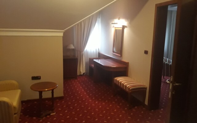 Hotel Kovilovo