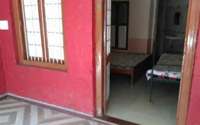 Hotel Happy Home