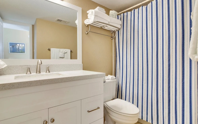Seascape 2305 1 Bedroom Condo by RedAwning