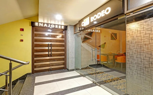 Treebo Tryst Hotel Apollo Grand