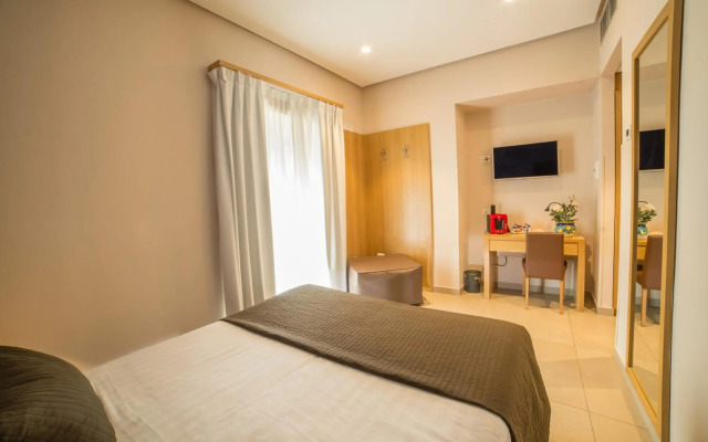 Hotel Airone