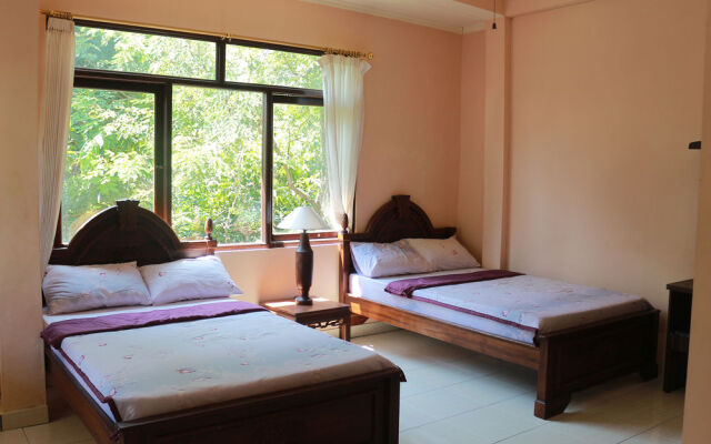 Citrus Tree Villas - Arik