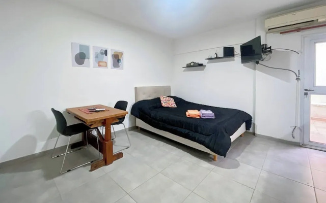 Cozy Studio in Palermo With Private Patio!