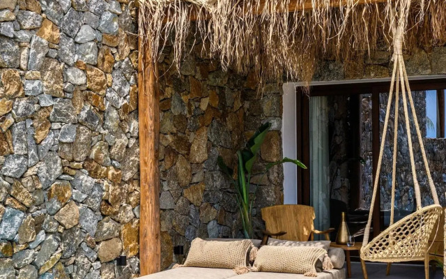 Charisma Hotel and Wellness Suites
