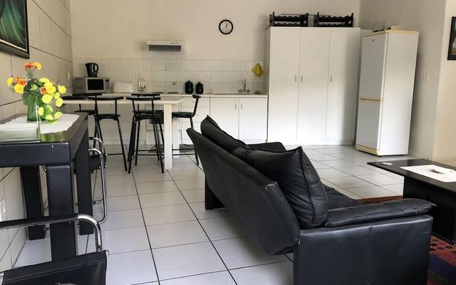 2 Bedroom Apartment in Higgovale