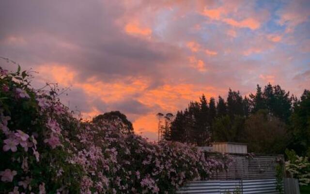 YiFan Lake View Manor In Rotorua