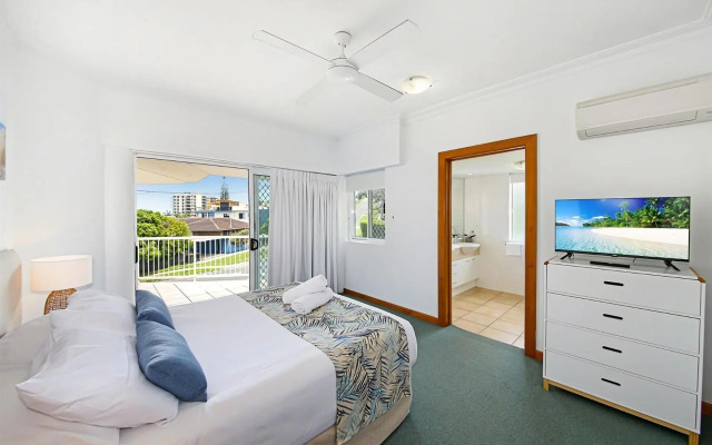 Unit 8 'Coolum Seaside', Coolum Beach