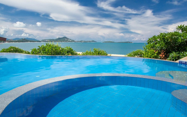 Boujis Boutique Resort