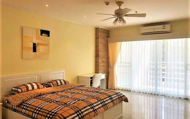 1 Bedroom Apartment at View Talay 5