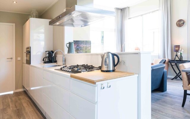 Luxurious Holiday Home with Dishwasher, 5 Km From Valkenburg