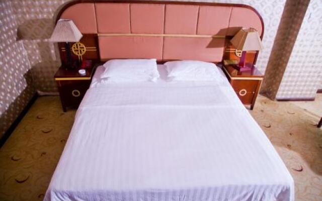 Nanning Gold Red Forest Hotel