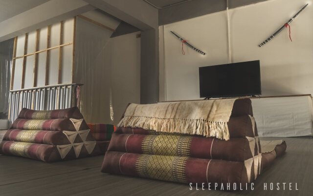 Sleepaholic Hostel
