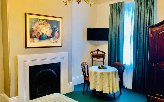 Avonmore on the Park Boutique Hotel