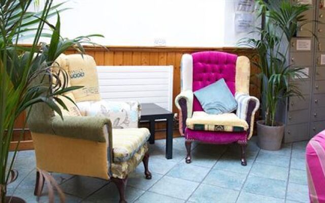 Abbey Court Hostel