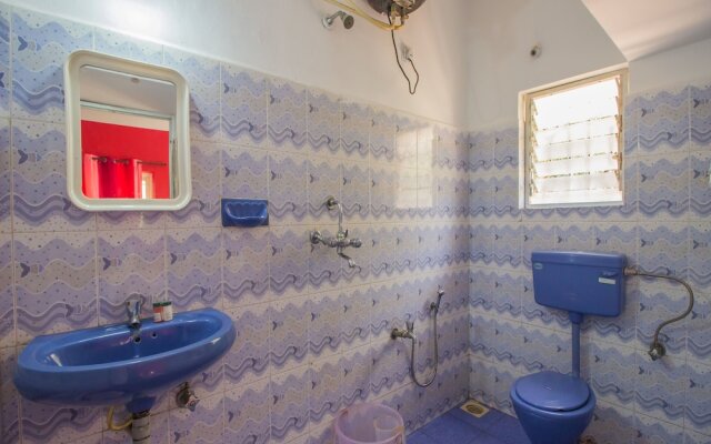 OYO 11508 Home Colourful Studio Calangute
