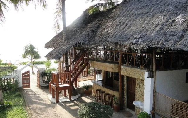 Pwani Silver Sand Beach Hotel