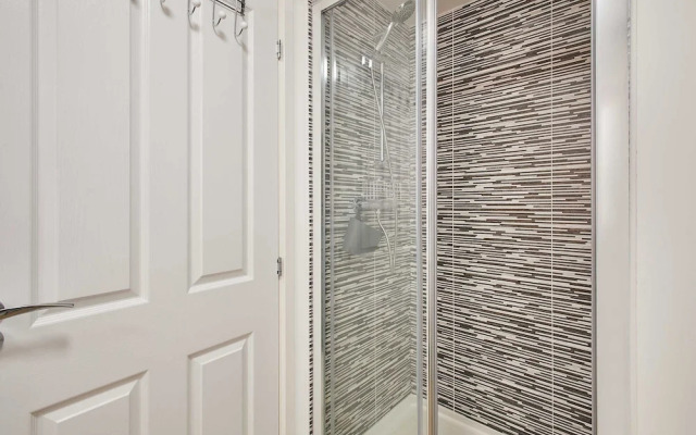 Host Stay Aronora Guest House