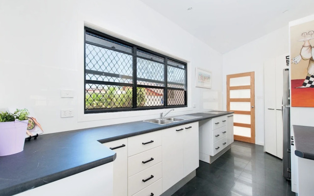 Tomaree Road, 58, Shoally Loft