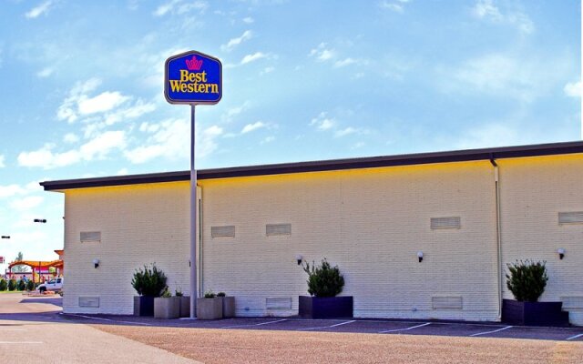 Rodeway Inn & Suites