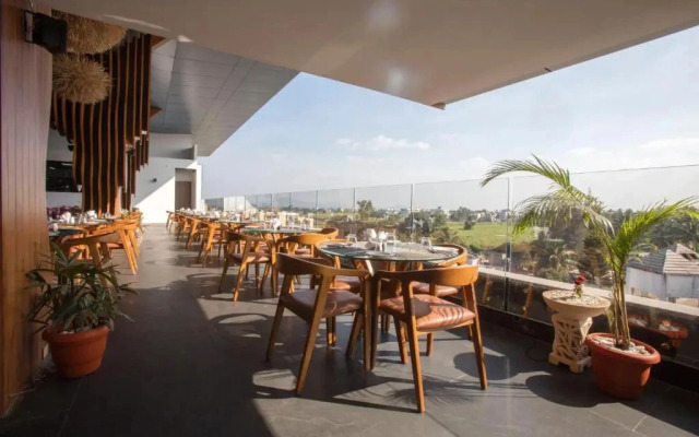 Sapphire Premium Hotel & Suite