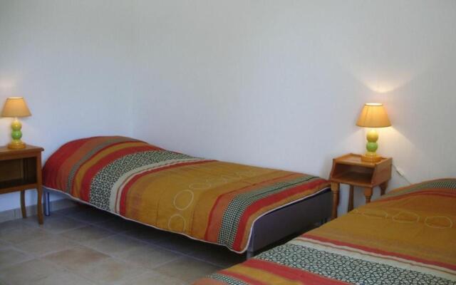 Gîte Vairé, 4 pièces, 6 personnes - FR-1-426-411