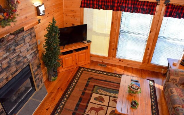 BEAR'S VIEW - 2 Br Cabin