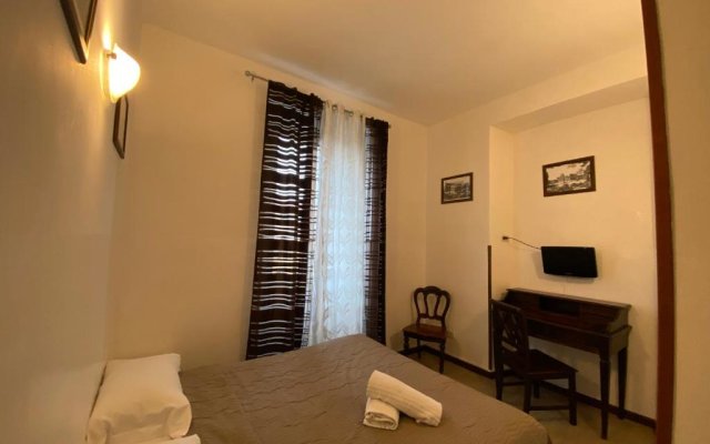 September Suite Rome