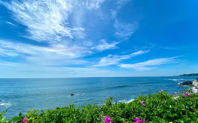 Quality Inn & Suites Atlantic Beach Hotel