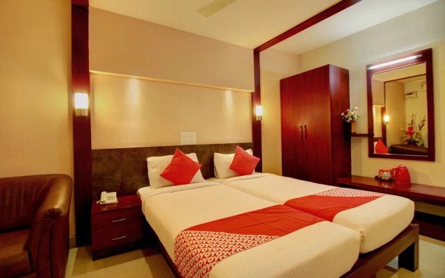 Capital O 19377 Falnir Palace