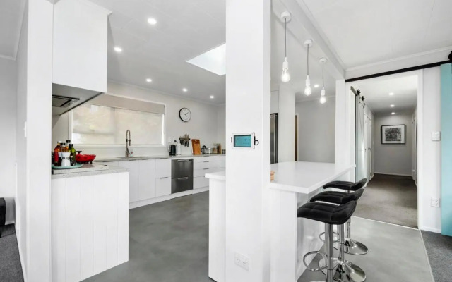 Relax at Richmond Heights