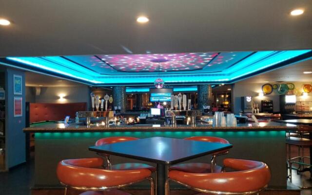 Rodeway Inn & Suites