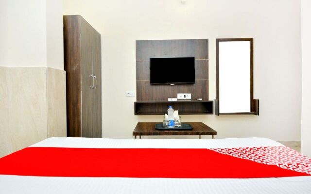 Oyo 29645 The Meridien