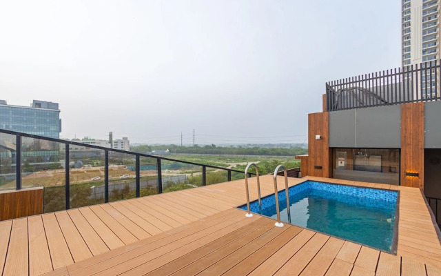 Saltstayz Autograph Advant & Sector 144