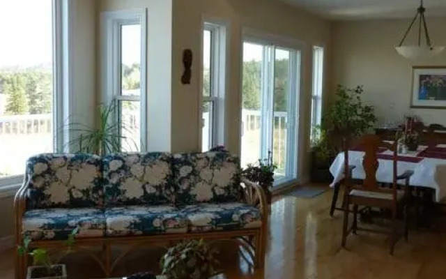 Rose and Thistle Bed and Breakfast