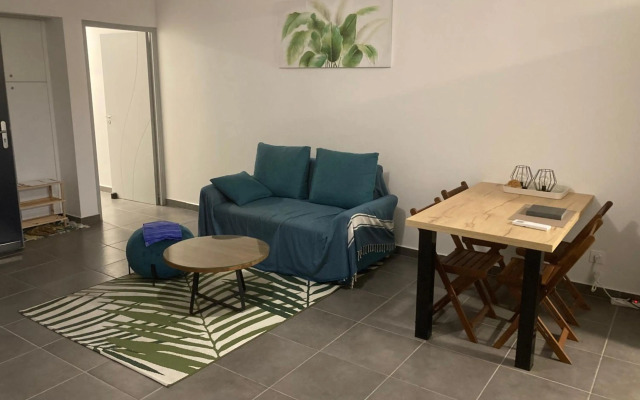 Standing Residence Kumuhei