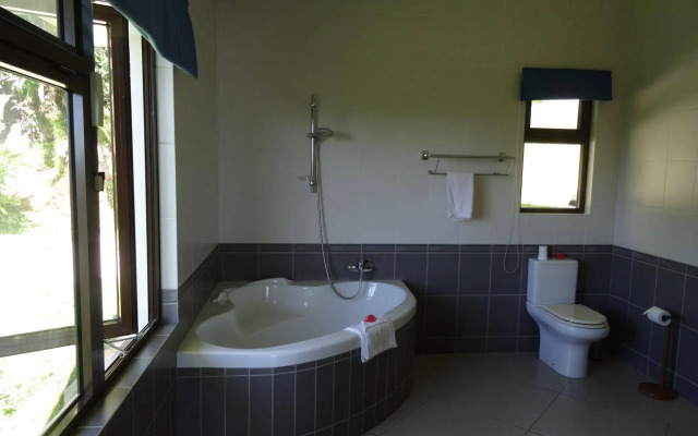 Sailfish Beach Villas