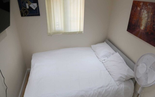 Budget 4-bedrooms In Thamesmead