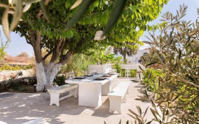 Villa San Dimitrio House on the Beach