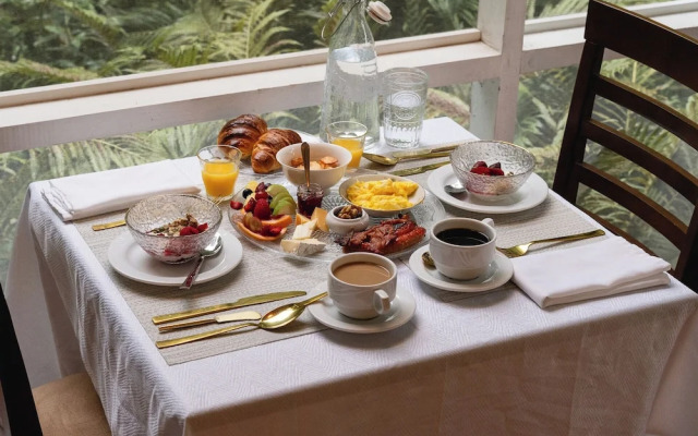 Lee Farm Inn